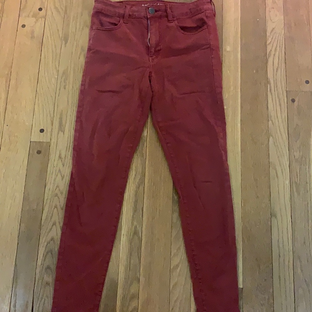 BURGUNDY ULTRA STRETCH JEANS